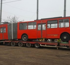 У Чернівці доставили перші «нові» тролейбуси