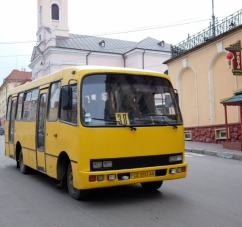 Чернівецькі перевізники програли суд – вимоги щодо якості маршруток залишаються