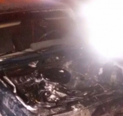 У Чернівцях під час руху загорілось авто