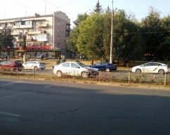 У Чернівцях трапилася ДТП: від удару чоловік підлетів на висоту тролейбусних ліній