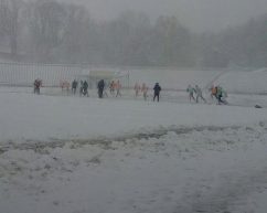 Через снігопад у Чернівцях скасували футбольний матч