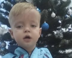 2-річний Богданчик з Чернівців потребує вашої допомоги