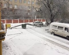 Через безупинний снігопад ситуація у Чернівцях та області погіршується