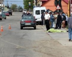 На Пасхальні вихідні у Чернівцях збили мотоцикліста та на смерть велосипедиста