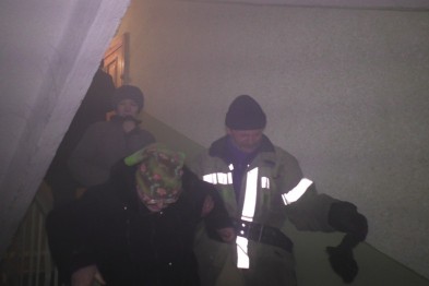 У Чернівцях безхатченки підпалили підвал багатоповерхівки (відео)