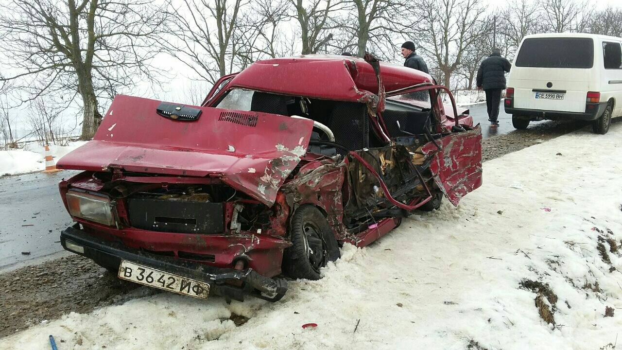 Жахлива аварія у Чернівецькій області: постраждало двоє дітей