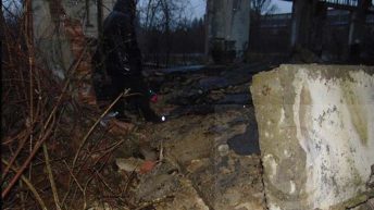 У Чернівецькій області чоловік загинув під бетонною плитою