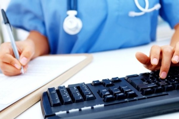 Чернівчани можуть у режимі онлайн записатися на прийом до лікаря