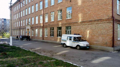 Школяр пожартував про замінування школи у Чернівцях