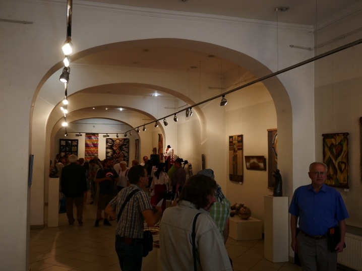 3 серпня – у Чернівцях виставка Олега Червоноградського