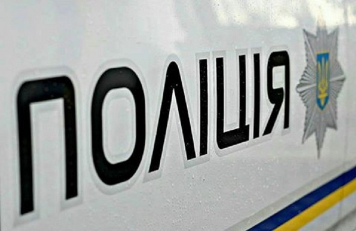 У Чернівецькій області водій авто збив людину та втік 