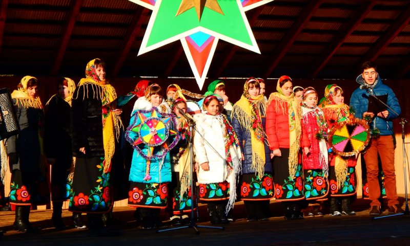 Буковинців запрошують на фестиваль «Найбільша коляда в найменшому місті»