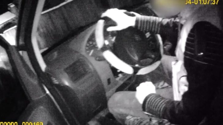 У Чернівцях п’яний водій влаштував перегони з поліцейськими. У автомобілі втікача була вагітна жінка