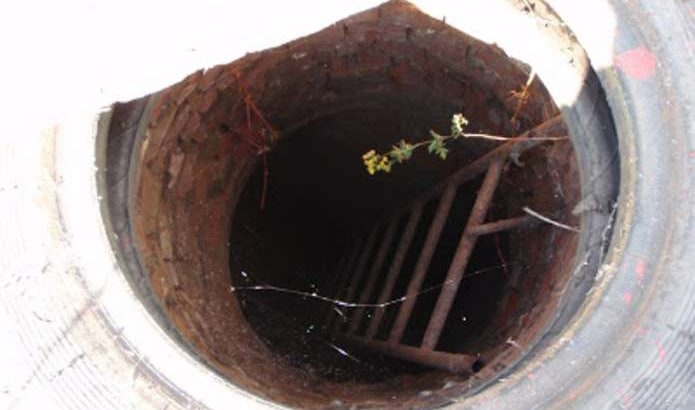 У Чернівцях у каналізаційному люку знайшли тіло молодого чоловіка