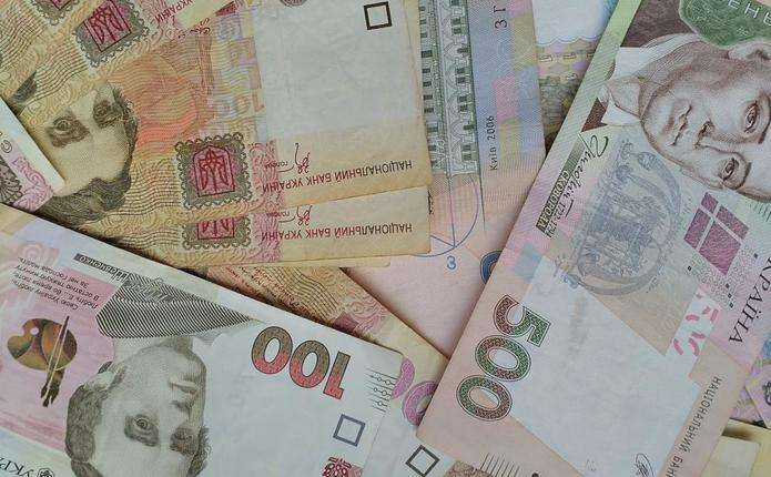 Зарплата на Буковині - одна з найнижчих в Україні у 2017 році