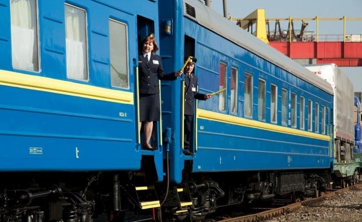На потяг «Чернівці-Київ» з 11 травня закритий продаж квитків 