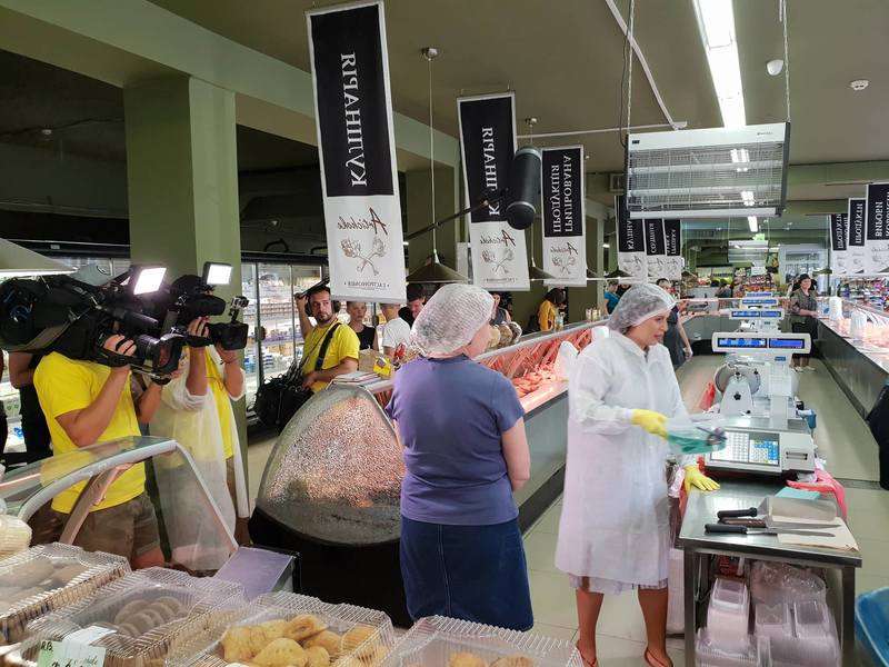 «Ревізор» перевірив супермаркет у Чернівцях (фото)