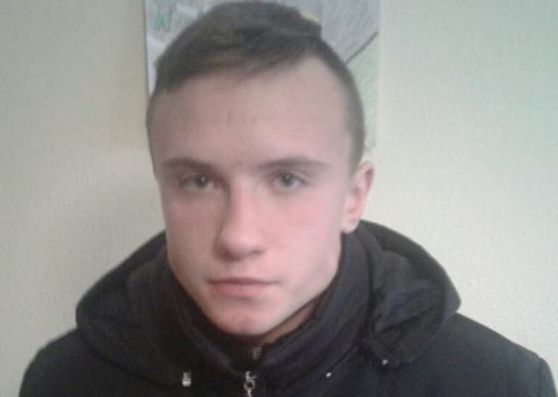 У Чернівцях розшукують 17-річного Крайника Вадима Ігоровича. З 27 серпня він не виходить на зв’язок, досі його місцезнаходження невідоме.